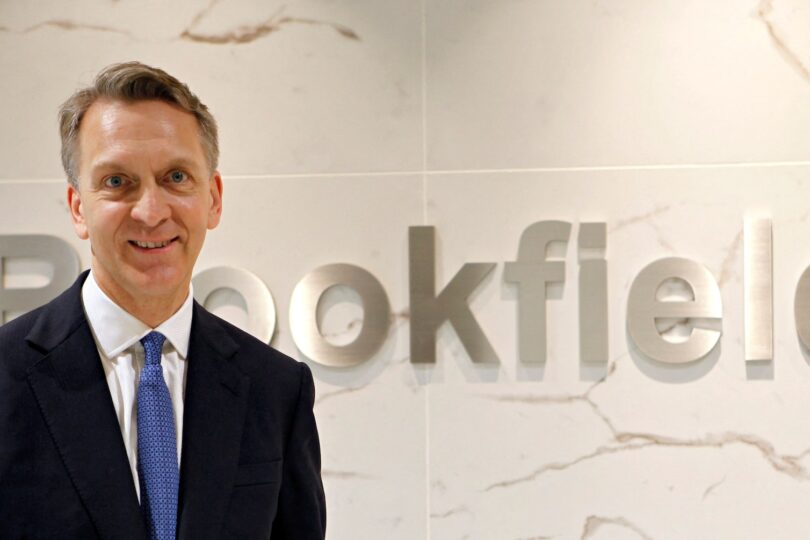 brookfield-closes-two-japan-real-estate-deals-for-1-6-billion-2, 8618541,